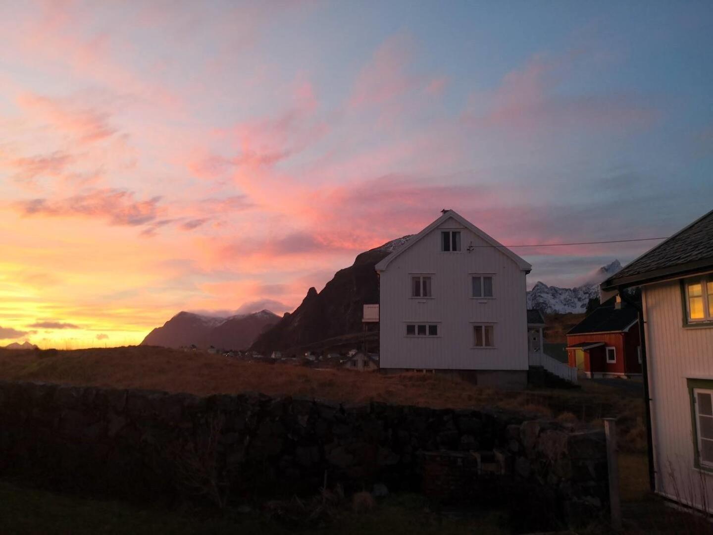 House With Amazing View & Location In Tind Vila Sørvågen Exterior foto